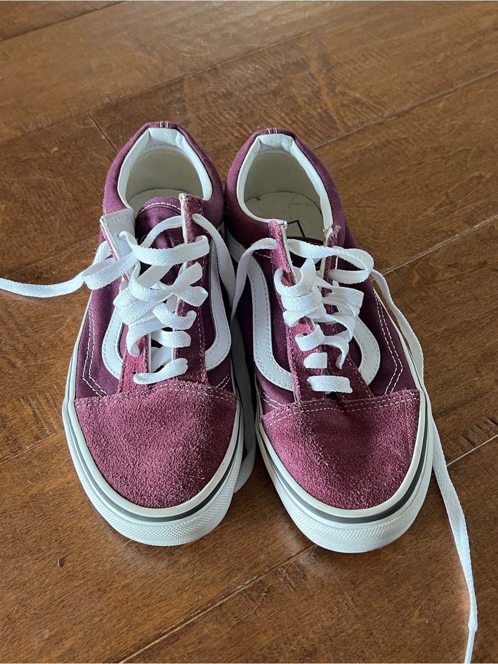 Vans Suede Sneakers in Burgundy with White Stripe